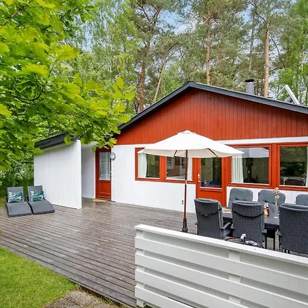 Hébergement de vacances 2 Bedroom Cozy In