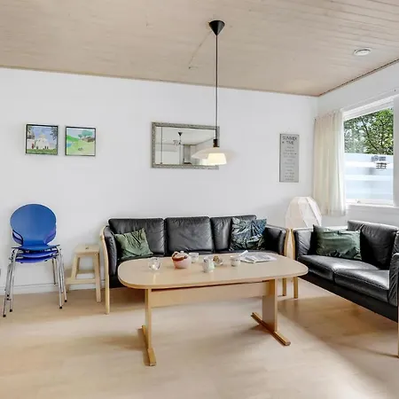 2 Bedroom Cozy In Nexo