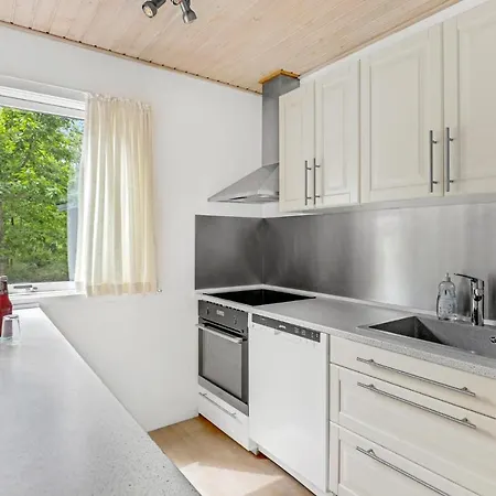 2 Bedroom Cozy In Nexo